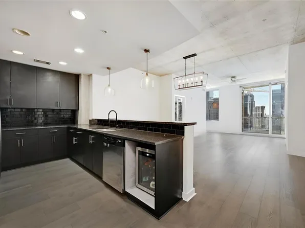 360 Nueces St APT 1809, Austin, TX 78701