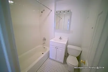 Rented by Metropolitan Realty