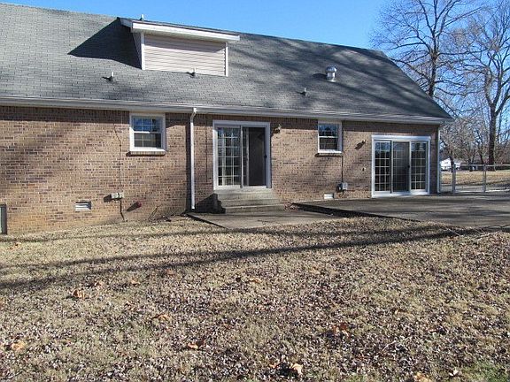 4th image of 104 Mossland Dr