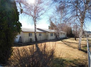 5104 Hallmarc Dr, Farmington, NM 87402