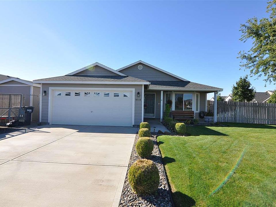 1st image of 9712 Palomino Dr
