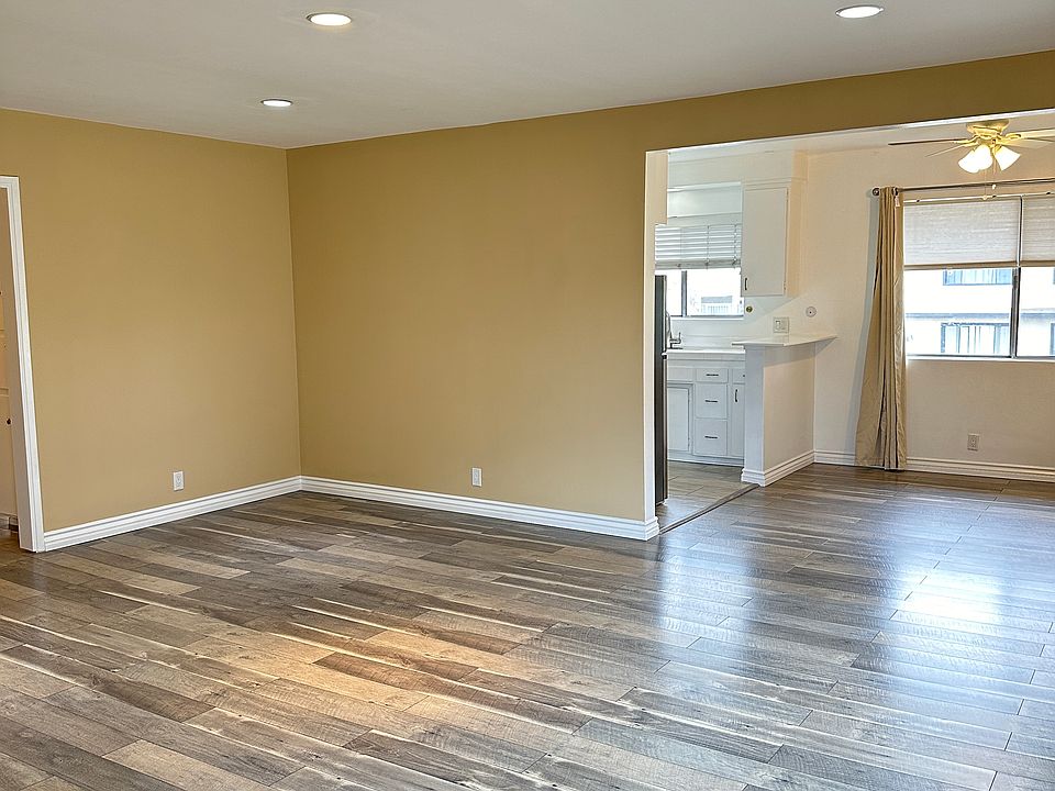 1st image of 335 N Isabel St #4