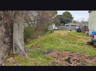 2031 Christian Ave, Chesapeake, VA 23324