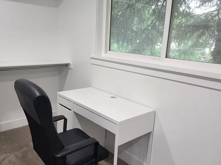 11148 S 2700 W — Photo 36
