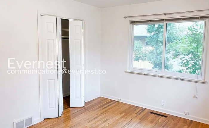 104 Princeton Rd — Photo 16