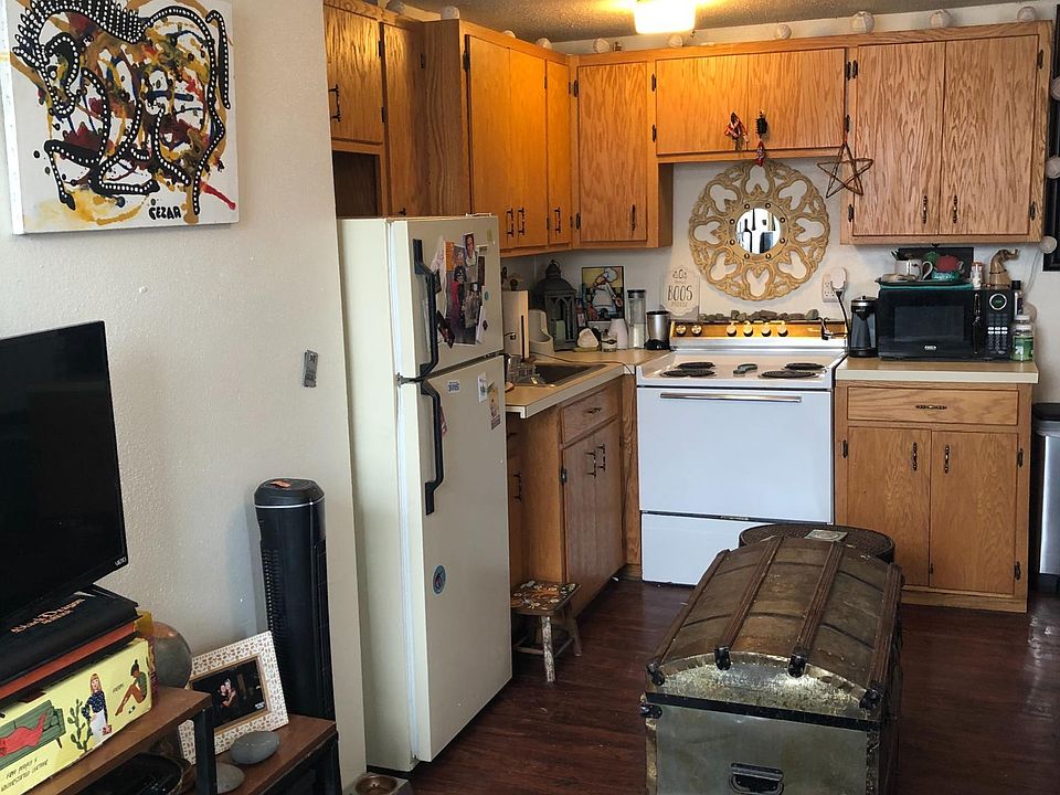 1st image of 710 5th St SE #B303