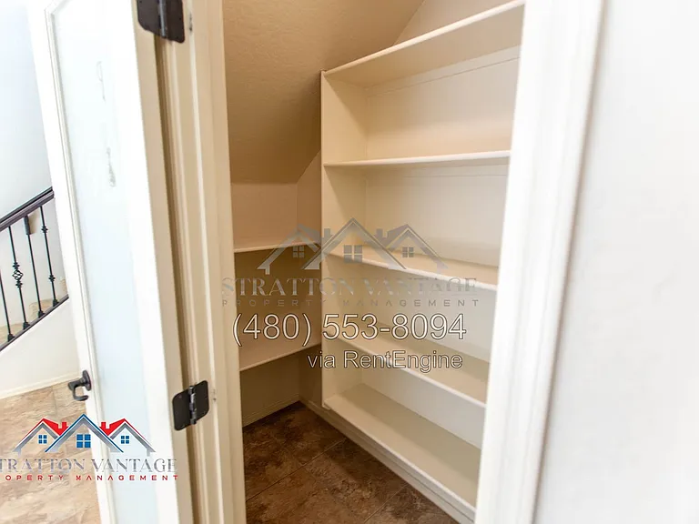 4467 E Remington Dr — Photo 16