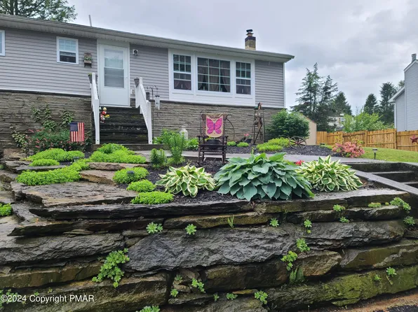 159 Azalea Dr, East Stroudsburg, PA 18301