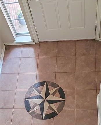 2nd image of 1802 White Oak Cv