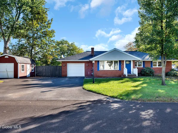 10 Woodside Avenue, South Glens Falls, NY 12803