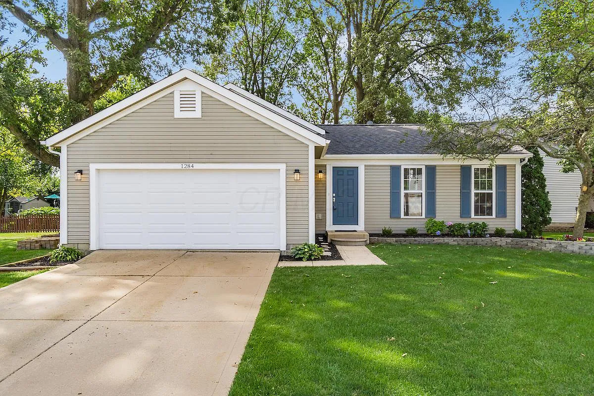 1284 Wexford Green Blvd photo 1