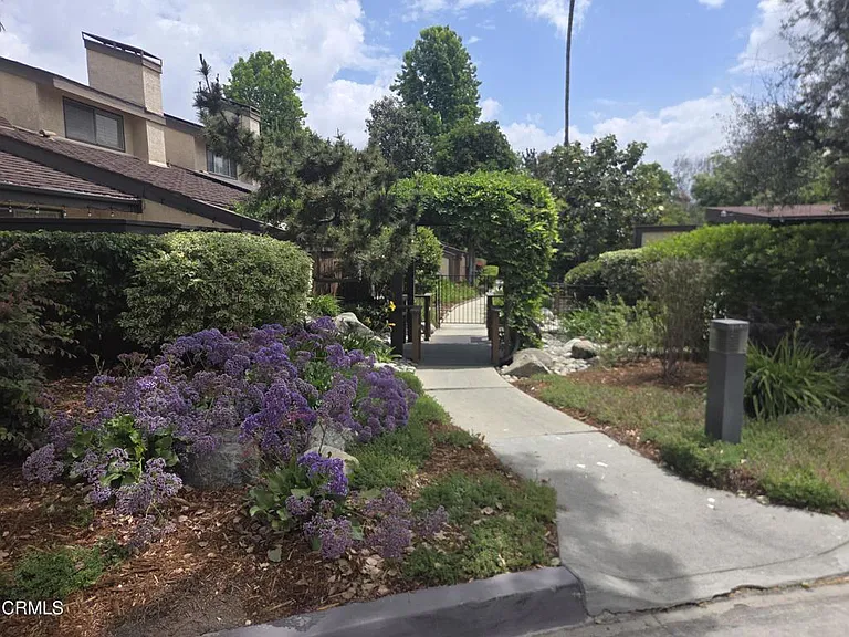 204 Cordova St — Photo 23