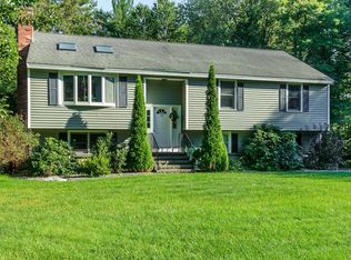 137 Pinecrest Rd, Litchfield, NH 03052