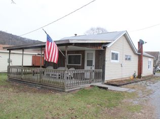 1881 Kenyon Ave, Cogan Station, PA 17728