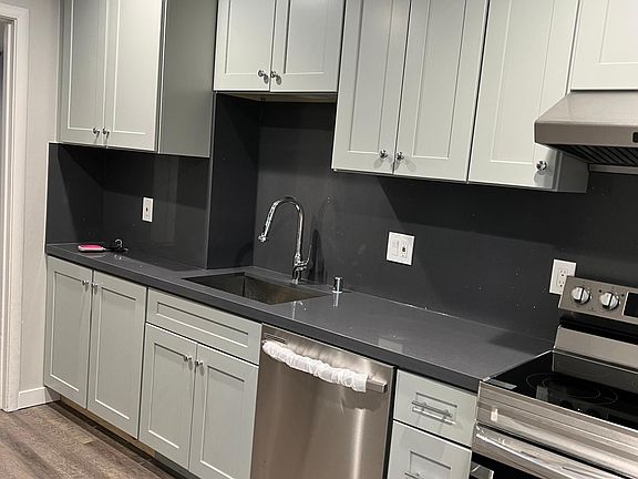5th image of 1019 Cleveland St #1019