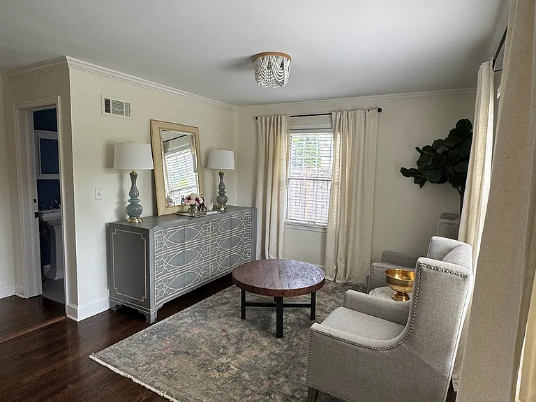 Front Entry Room