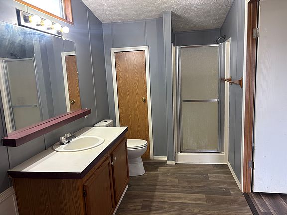 5th image of 1101 Bauman St