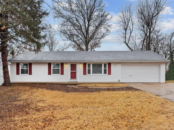 1 Shireford Ln, Saint Louis, MO 63135