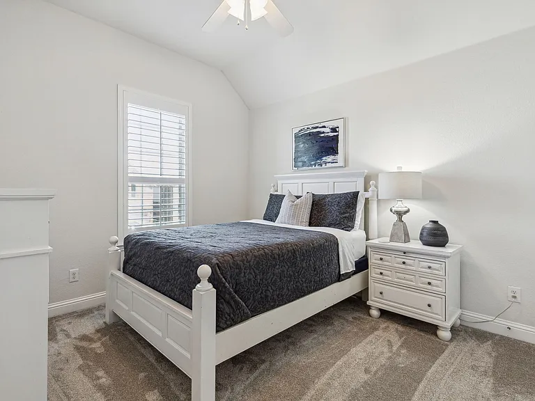 2360 Fountain Gate Dr — Photo 6