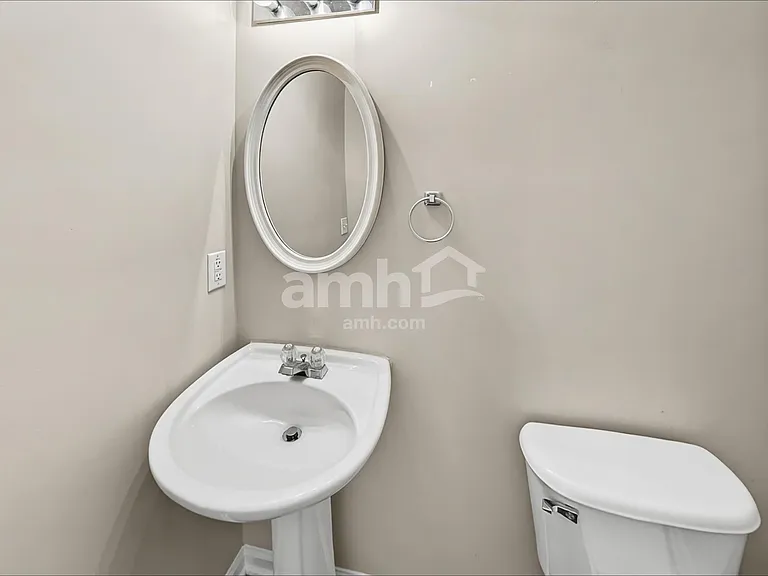 1874 S Carisbrook Pl — Photo 8