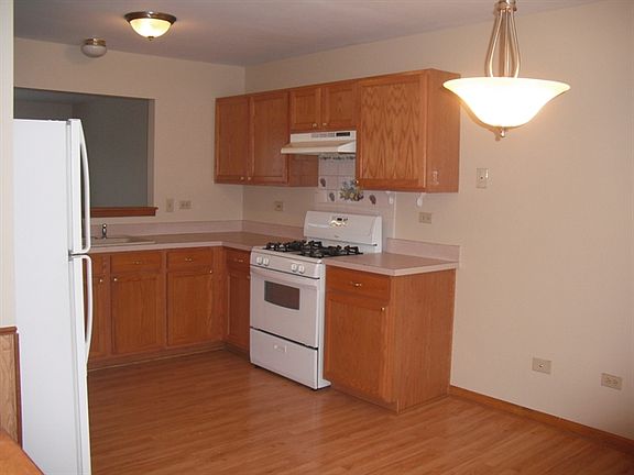 5th image of 4224 Anthony Ln