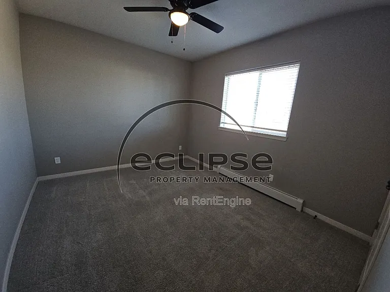507 Crestone Ave — Photo 5