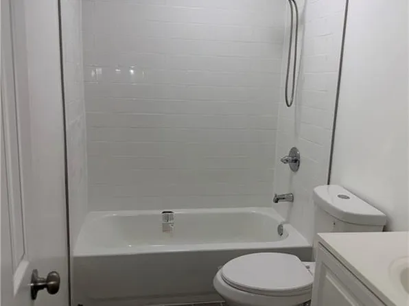 1253 E 72nd St, Brooklyn, NY