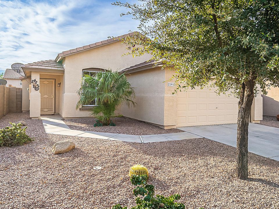 1st image of 22951 W Gardenia Dr