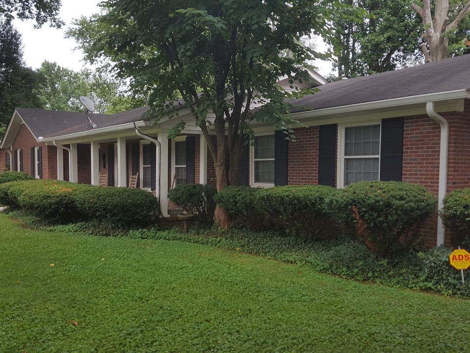 1st image of 514 Woodmore Dr
