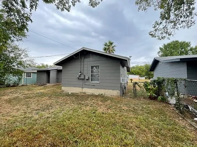 5106 Carelin Dr — Photo 28
