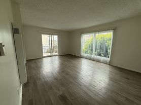 412 Culver Blvd, Playa Del Rey, CA