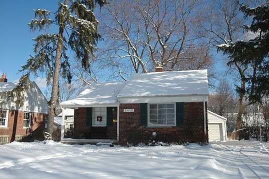 1st image of 2410 Thomas Ave