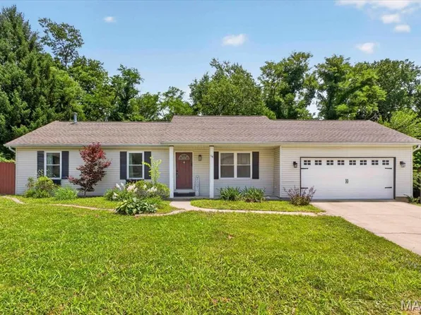 14 Innsbruck Ln, Shiloh, IL 62221