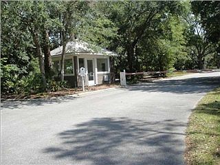 5th image of 237 Boncycle Land Dr