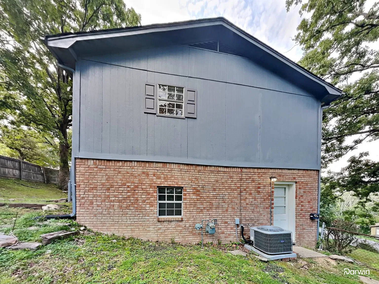 3 bed, 3.0 bath, 1414 sqft, $1,935 — Photo 2