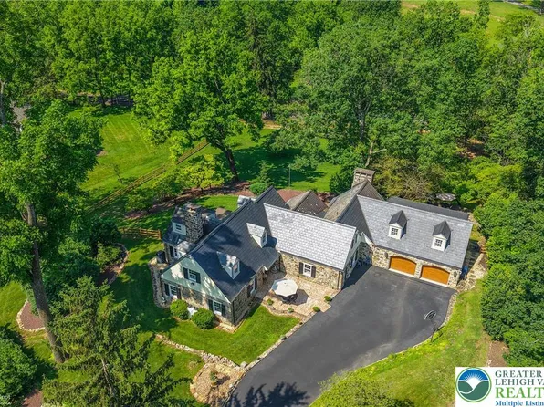 2711 Main St, Bethlehem, PA 18017