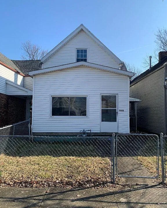 1025 N 4th Ave