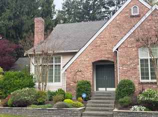 13402 NE 12th Pl, Bellevue, WA 98005