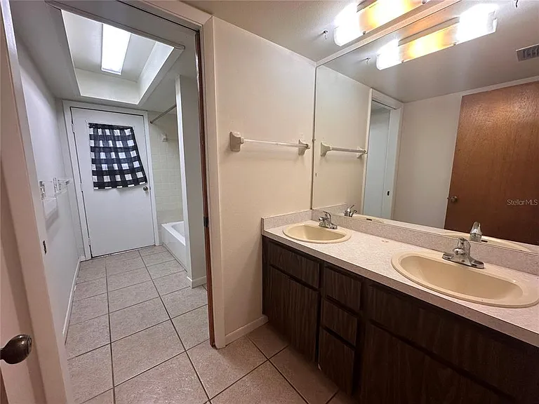25946 Pine Ridge Rd — Photo 9