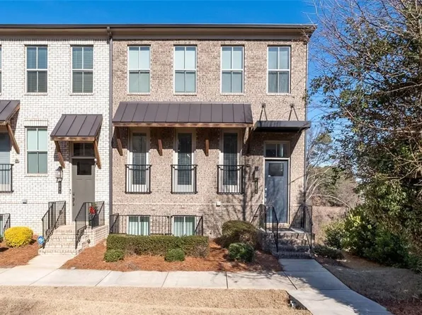 2565 Cherry Birch Ln, Doraville, GA 30360