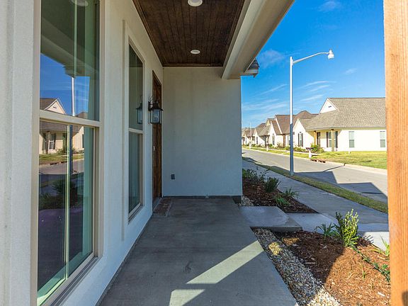 4th image of 206 Green Cay Dr
