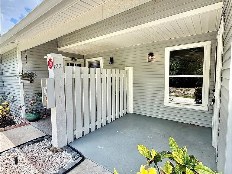 6220 Timberwood Cir #122 — Photo 6