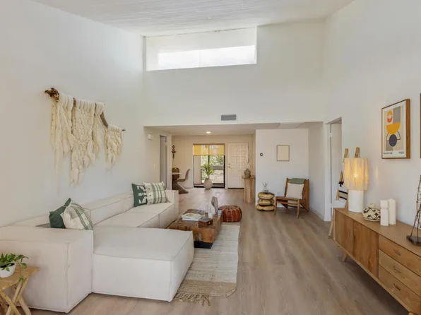 255 E Avenida Granada Unit 421, Palm Springs, CA 92264