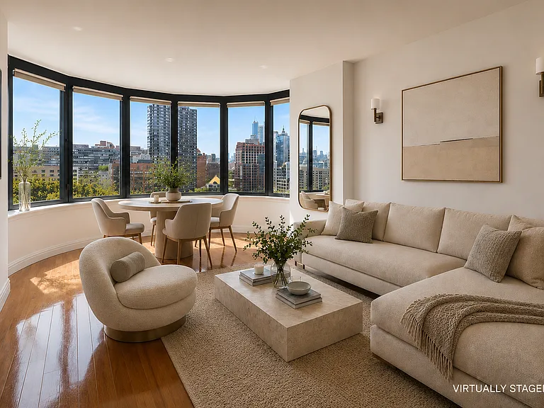 330 E 38th St #17B — Photo 3