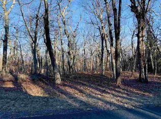 74 S Forest Dr, Roseland, VA 22967