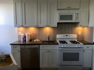 2155 Bleecker St APT 3R, Ridgewood, NY 11385