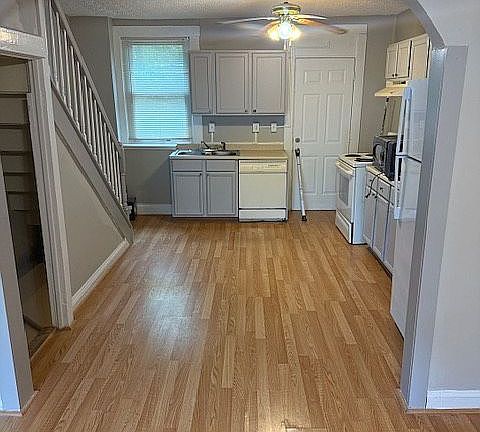 Dinning/kitchen