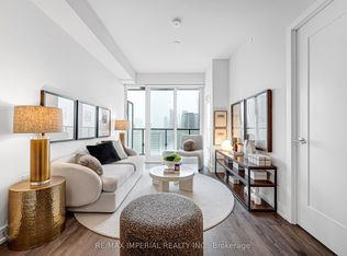 575 Bloor St E #2410, Toronto, ON M4W0B2