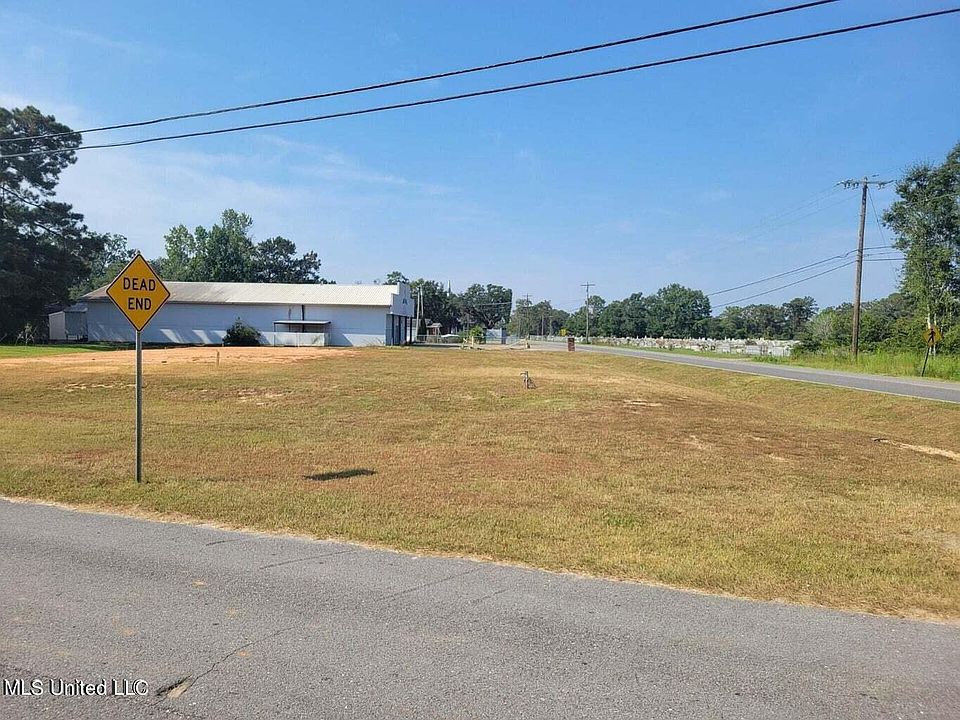 2nd image of 12648 Lorraine Rd