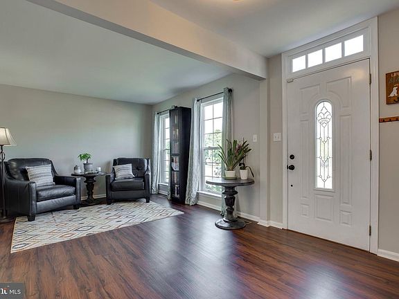 3rd image of 10500 Winged Elm Cir